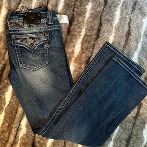 NWT Miss Me Jeans from Buckle